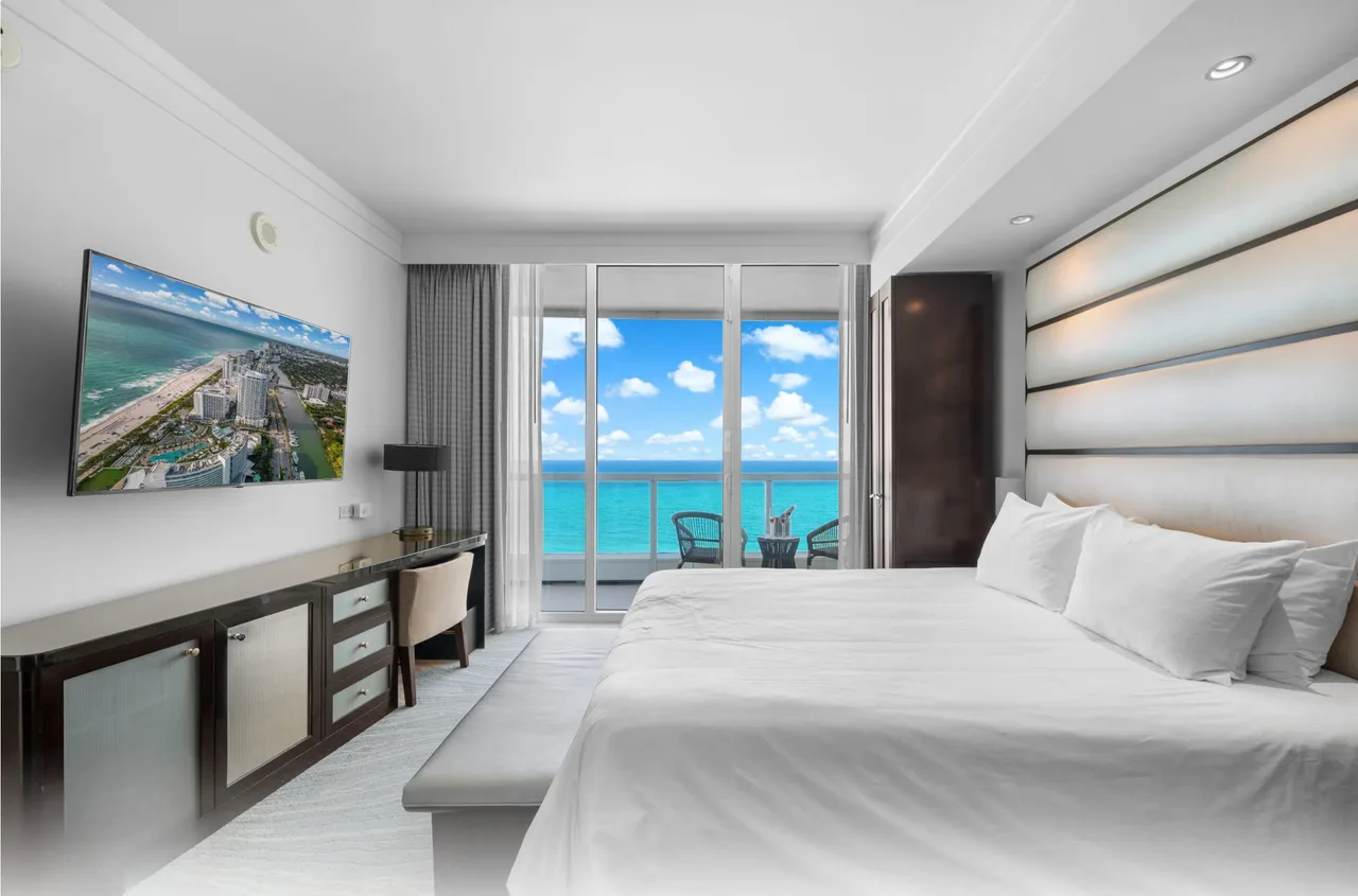 Oceanfront Apartment in Miami Beach photo 5