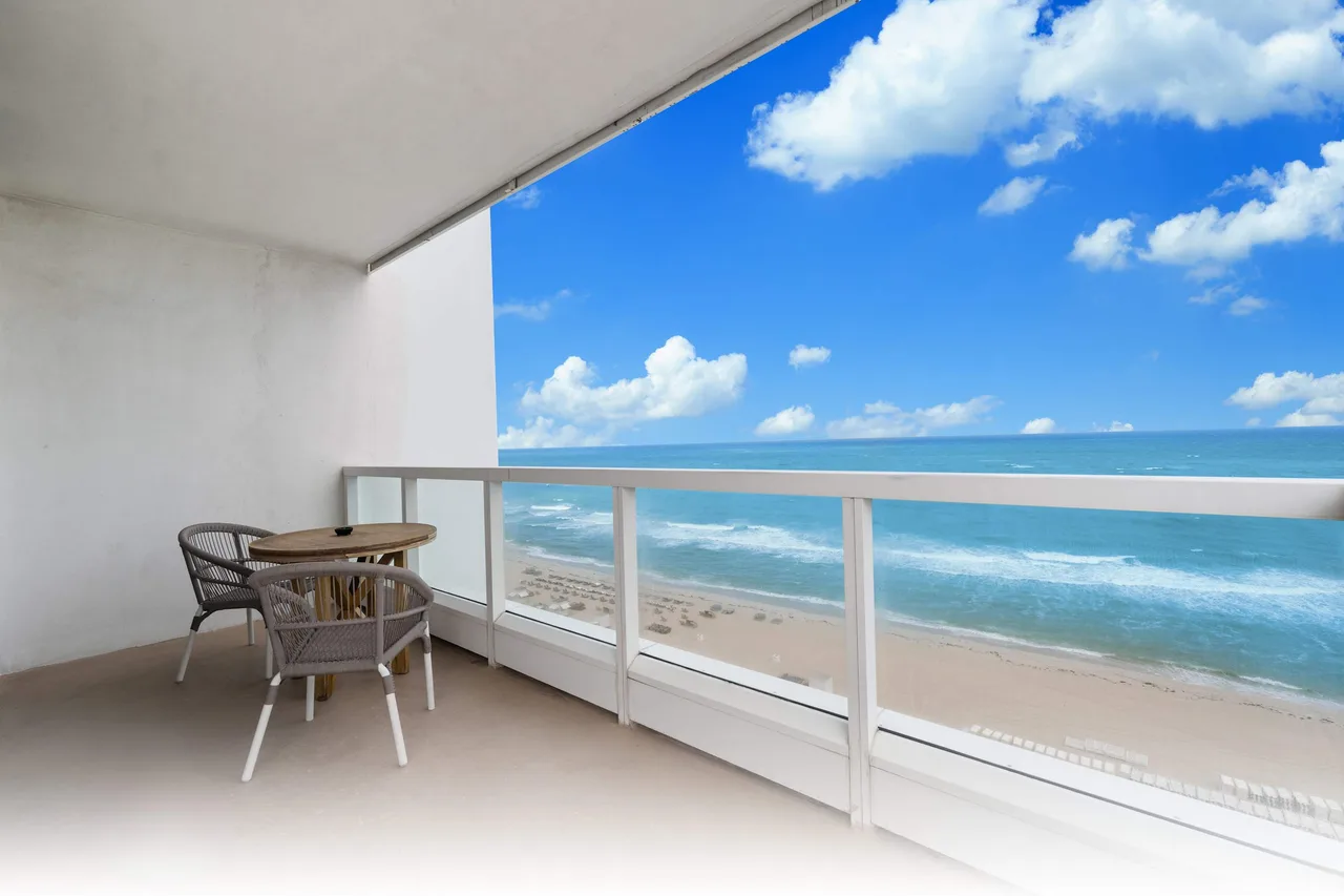 Chic Oceanfront Apartment in Miami Beach
