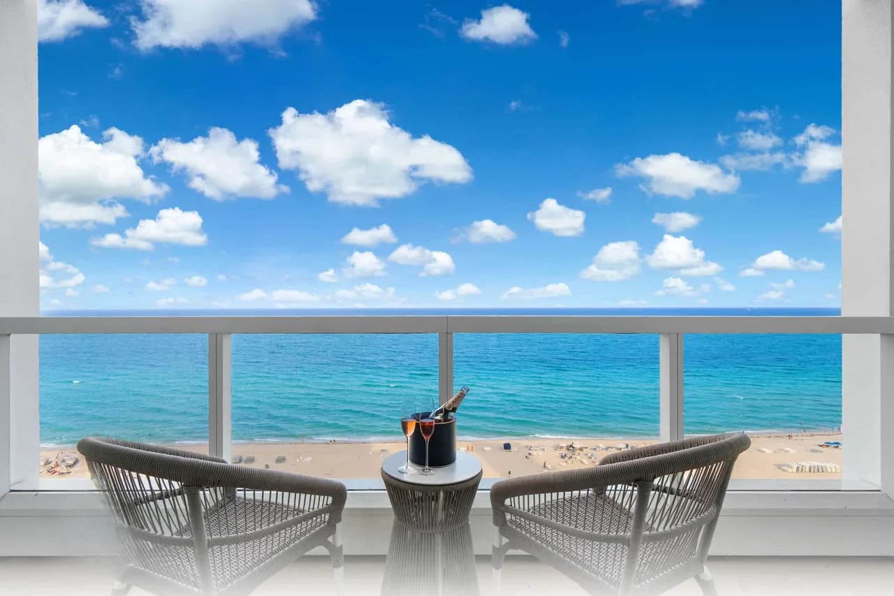 Beachfront Studio Retreat in Miami Beach