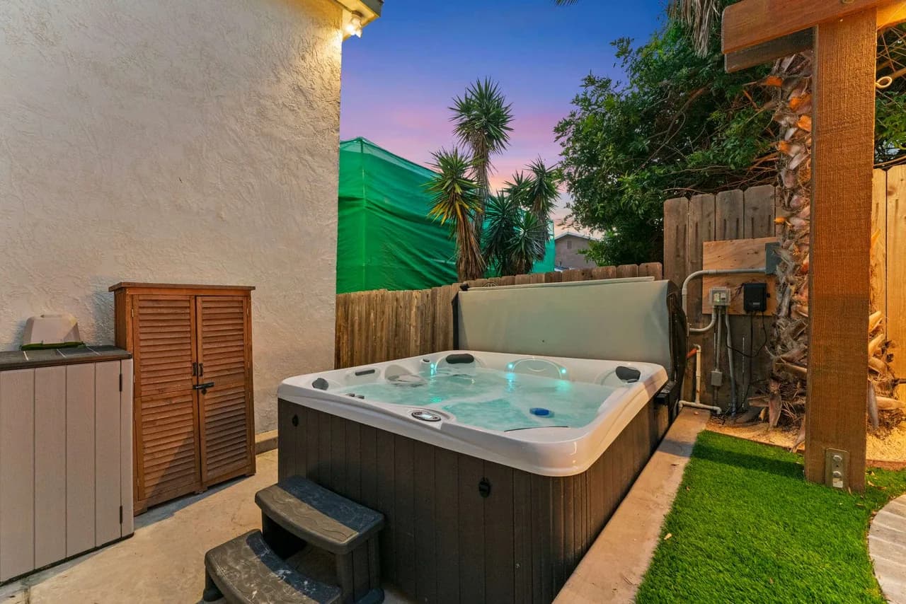 Stylish Urban Retreat in San Diego photo 3