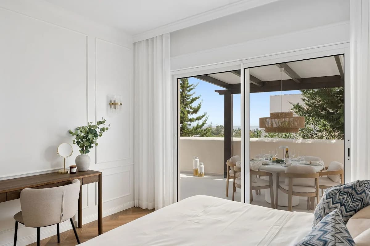 Sea View Apartment with Three Pools in Andalucia photo 5