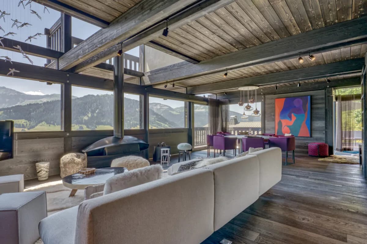 Refined Luxury Chalet with Mountain Panorama photo 4