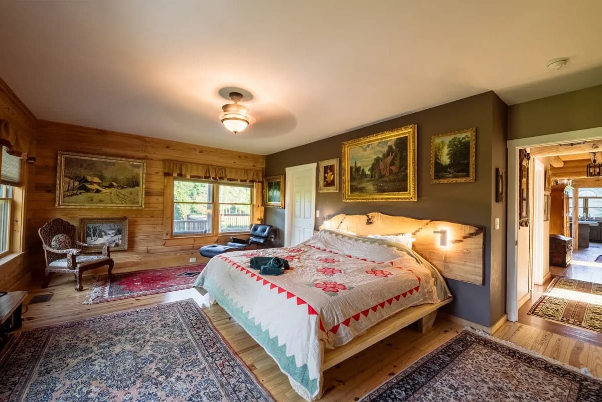 Secluded Luxury Log Cabin in Pennsylvania photo 4