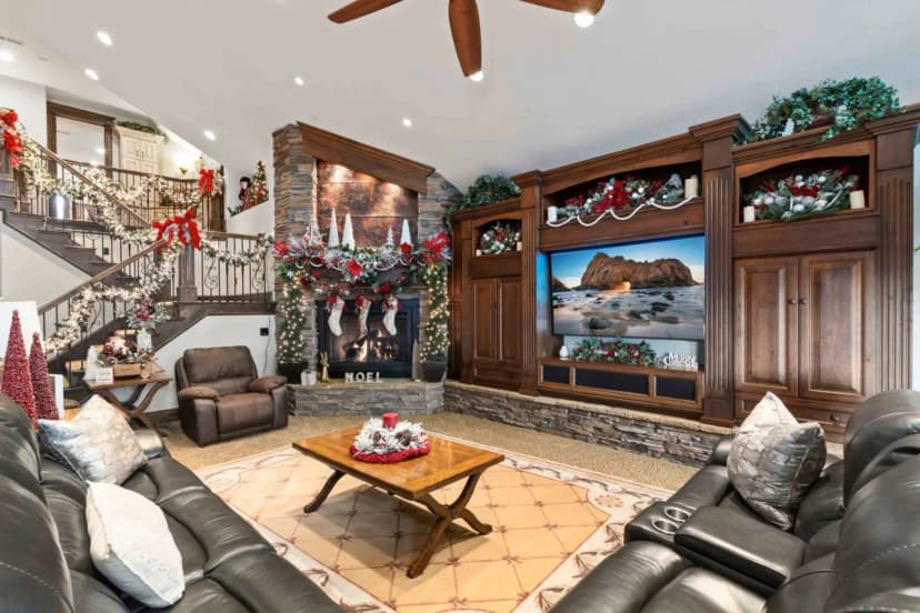 Luxury House with Indoor Pickleball in Utah