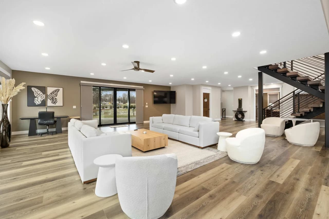 Tranquil Riverfront House in USA photo 2