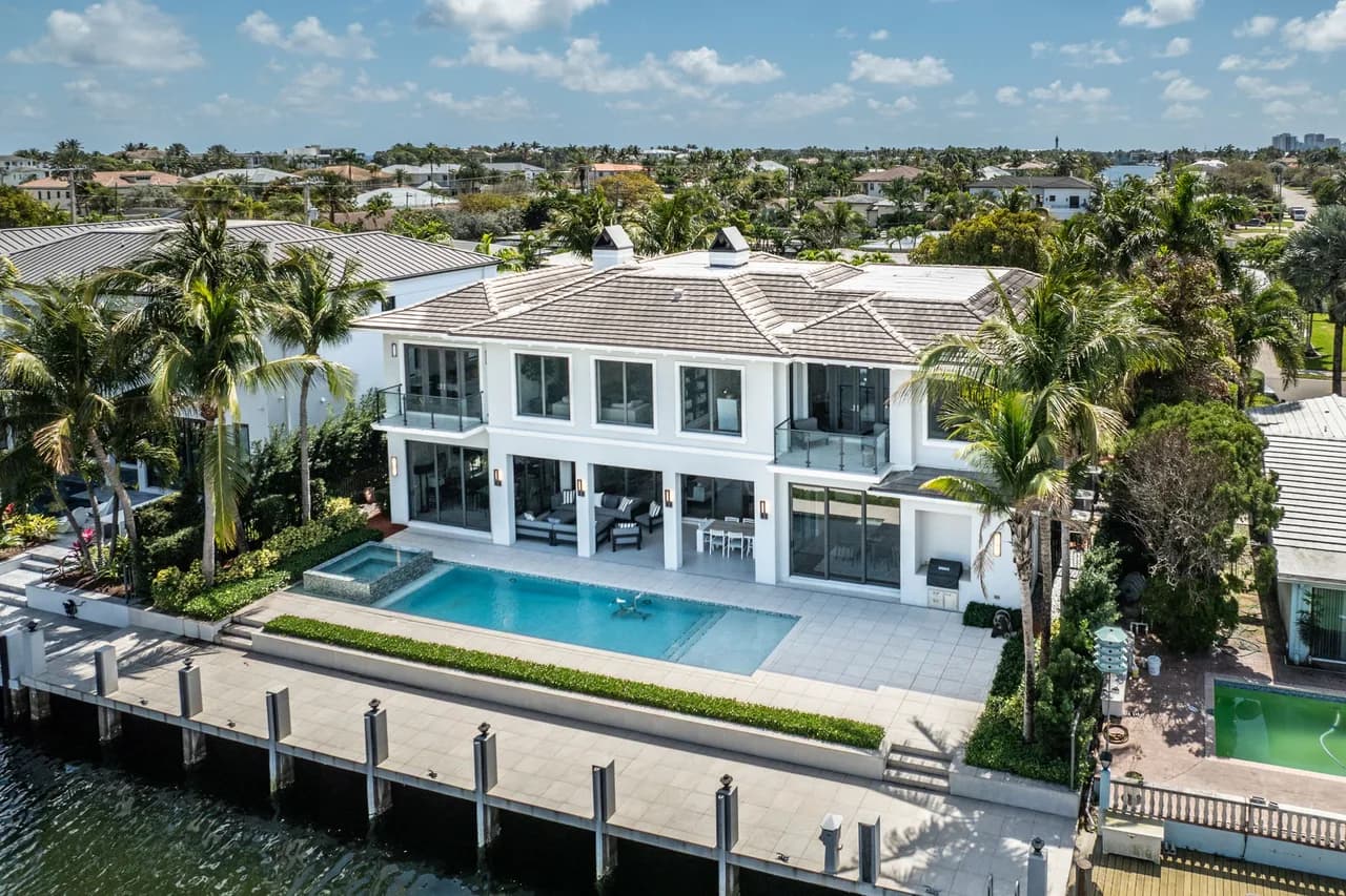 Waterfront Villa with Private Dock in Lighthouse Point Florida