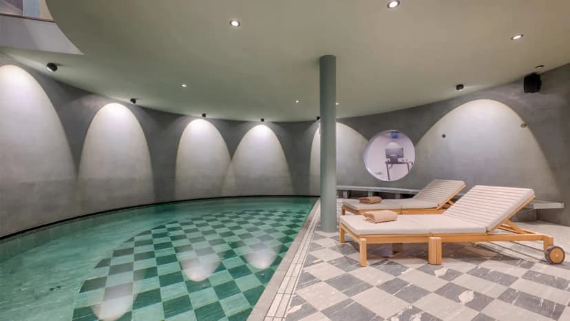 Luxury Matterhorn View Lodge with Spa Access
