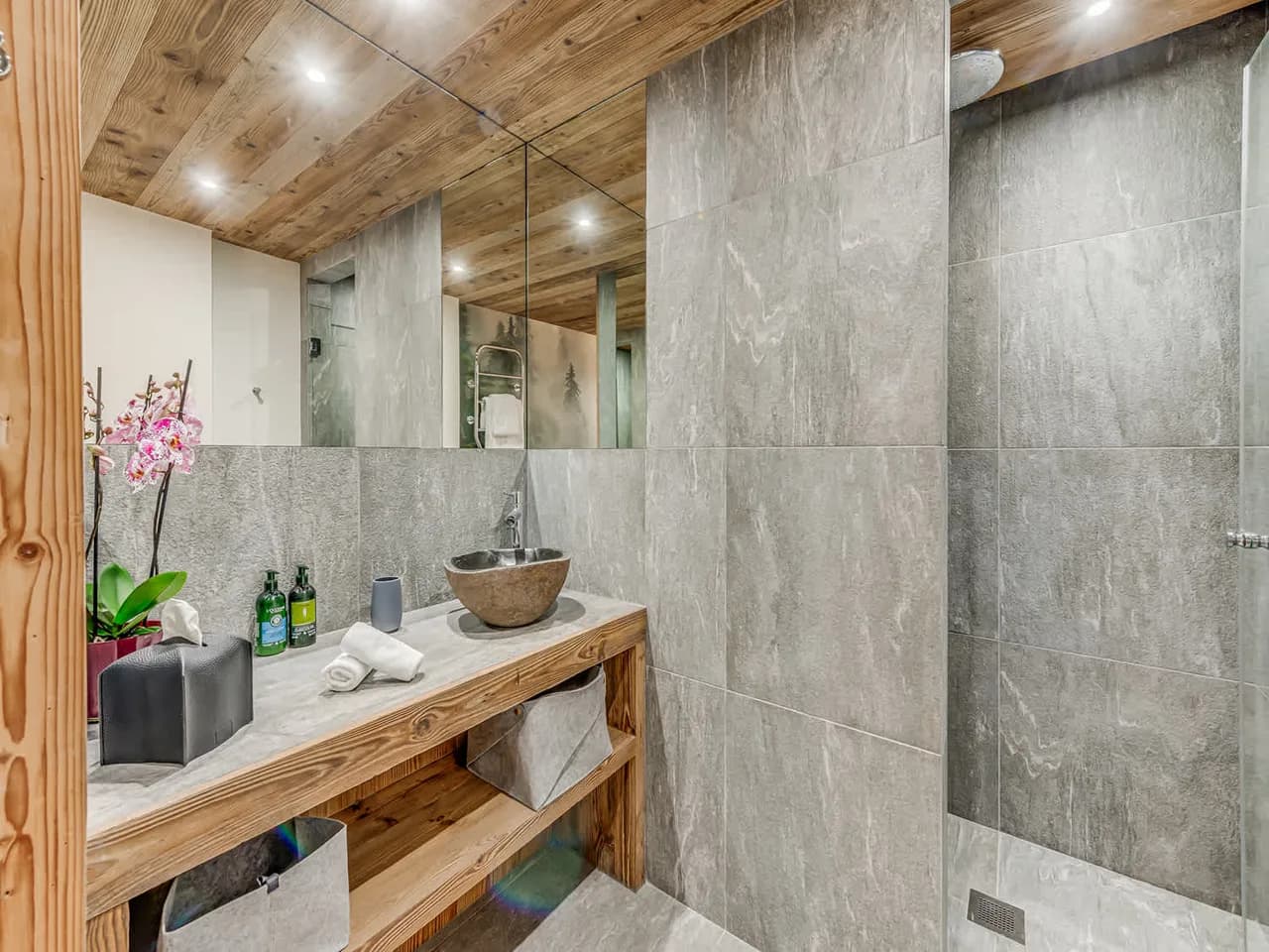 Elegant Alpine Retreat in Val d’Isère photo 5