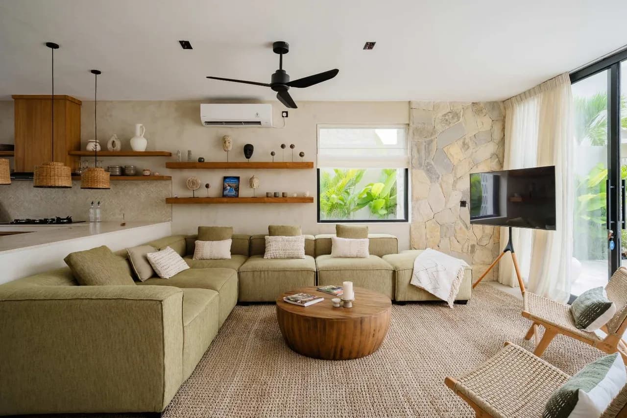 Elegant Escape With Private Swimming Pool photo 3