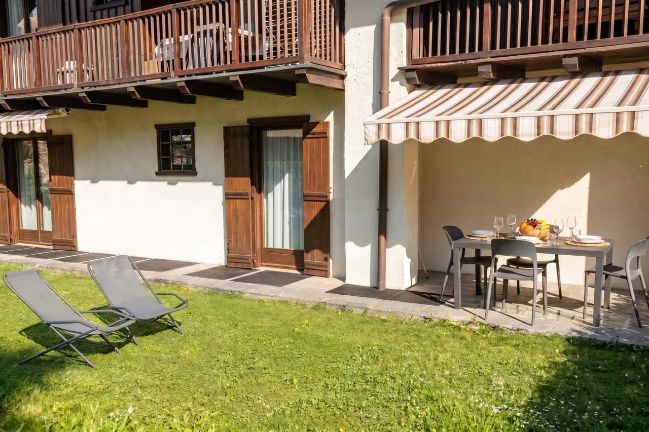 Family Apartment Steps From Ski Lifts photo 2