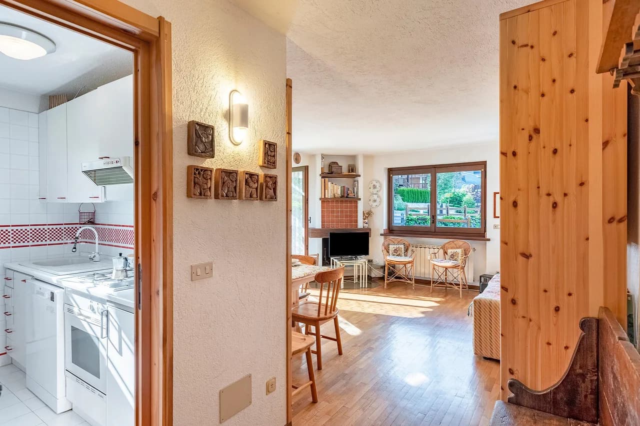Family Apartment Steps From Ski Lifts photo 5