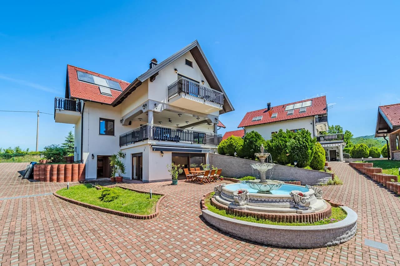 Private Pool Vacation Home in Gornja Stubica photo 3