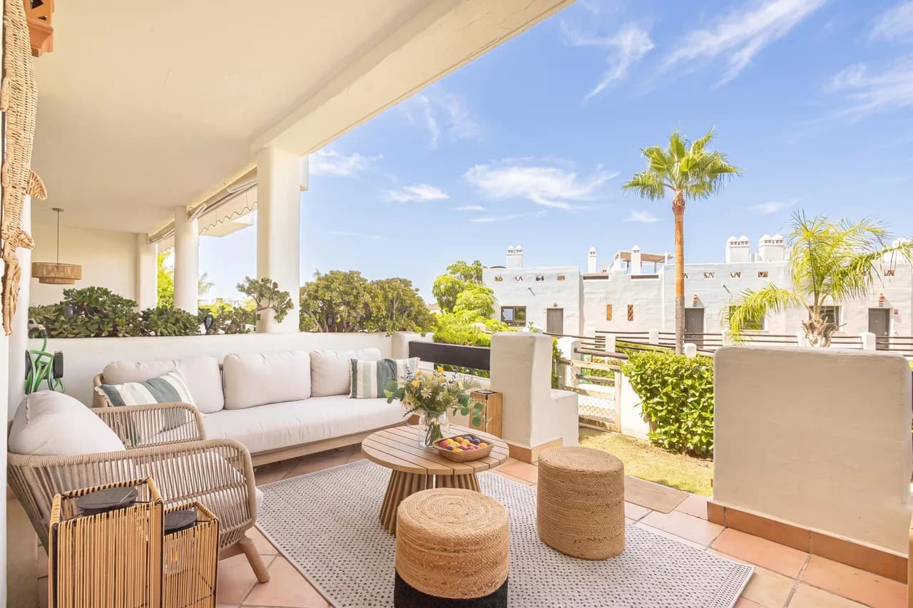 Golf-View Apartment in Estepona, Andalucia photo 2