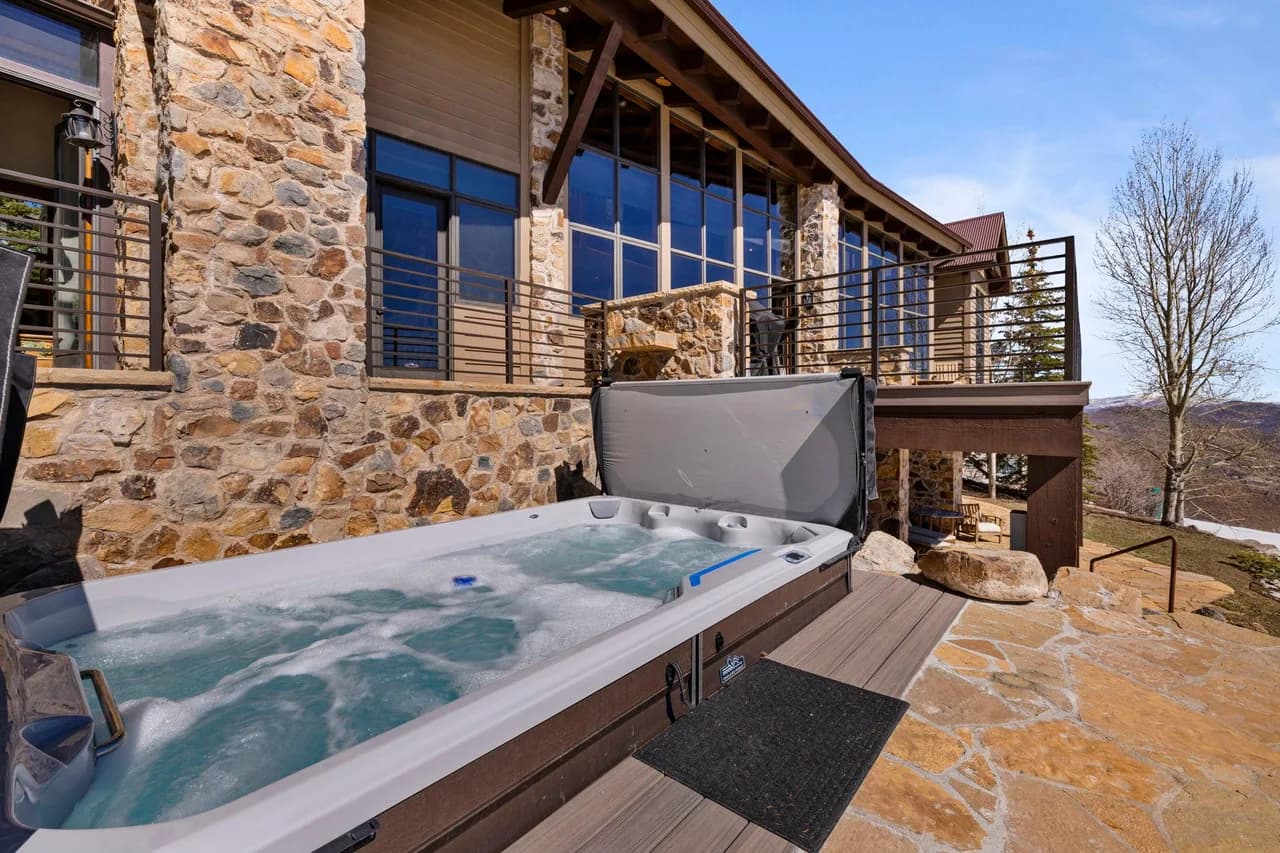 Lakeside Retreat Vacation Home in Mayflower, Utah photo 2