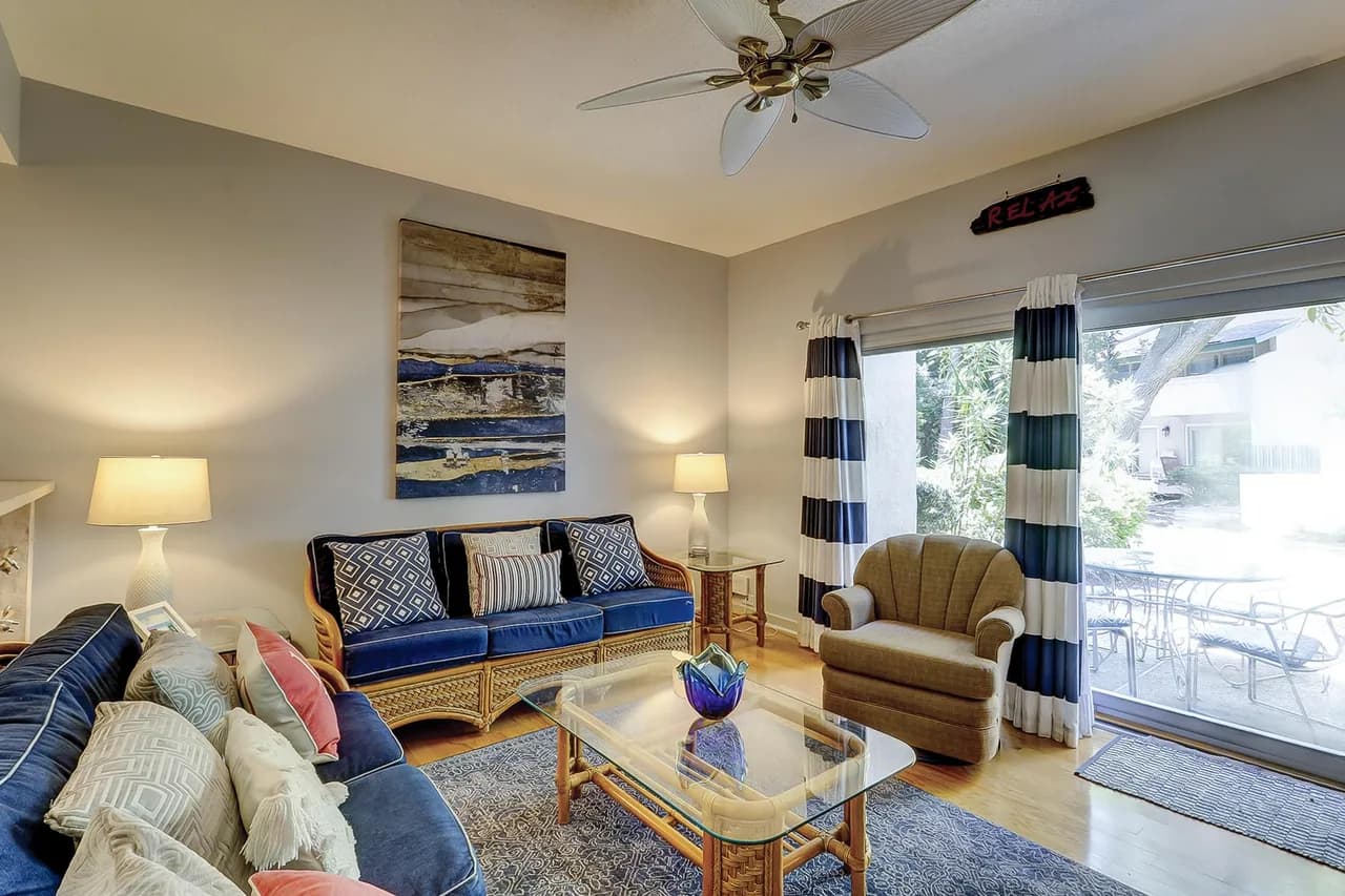 Serene Waterside Villa in Hilton Head Island photo 3