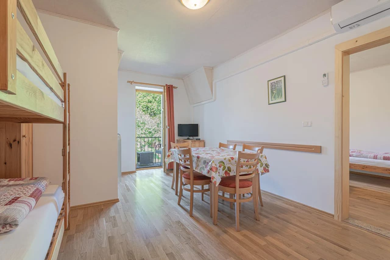 Charming Apartment with Two Balconies in Pivka photo 2