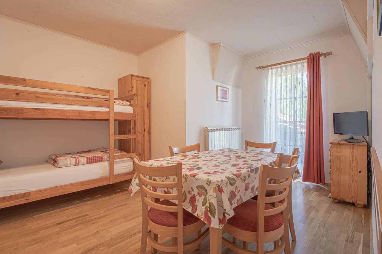 Charming Apartment with Two Balconies in Pivka photo 3