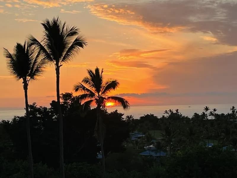 Oceanfront Condominium in Kailua Kona photo 2