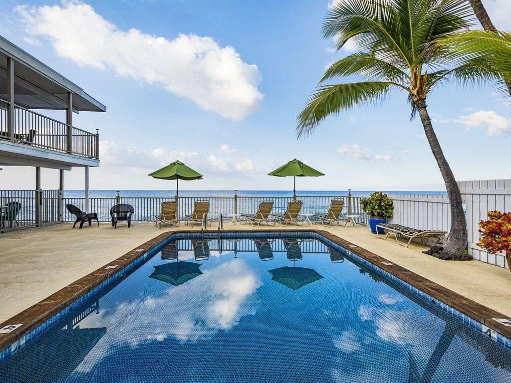 Tropical Garden View Condominium in Kailua-Kona
