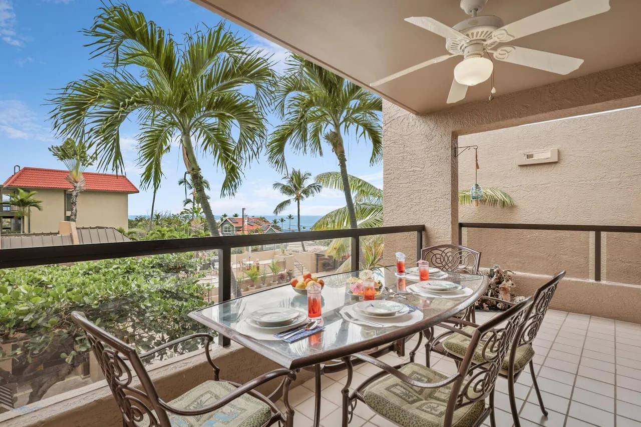 Oceanfront Condominium in Kailua-Kona photo 4