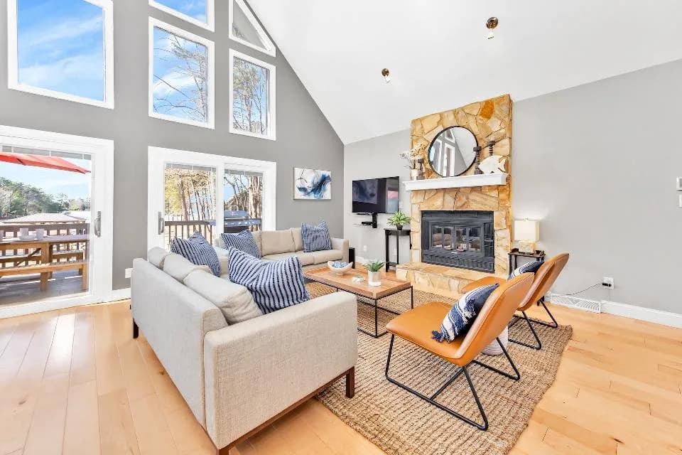 Waterfront Retreat Vacation Home in Mooresville photo 4