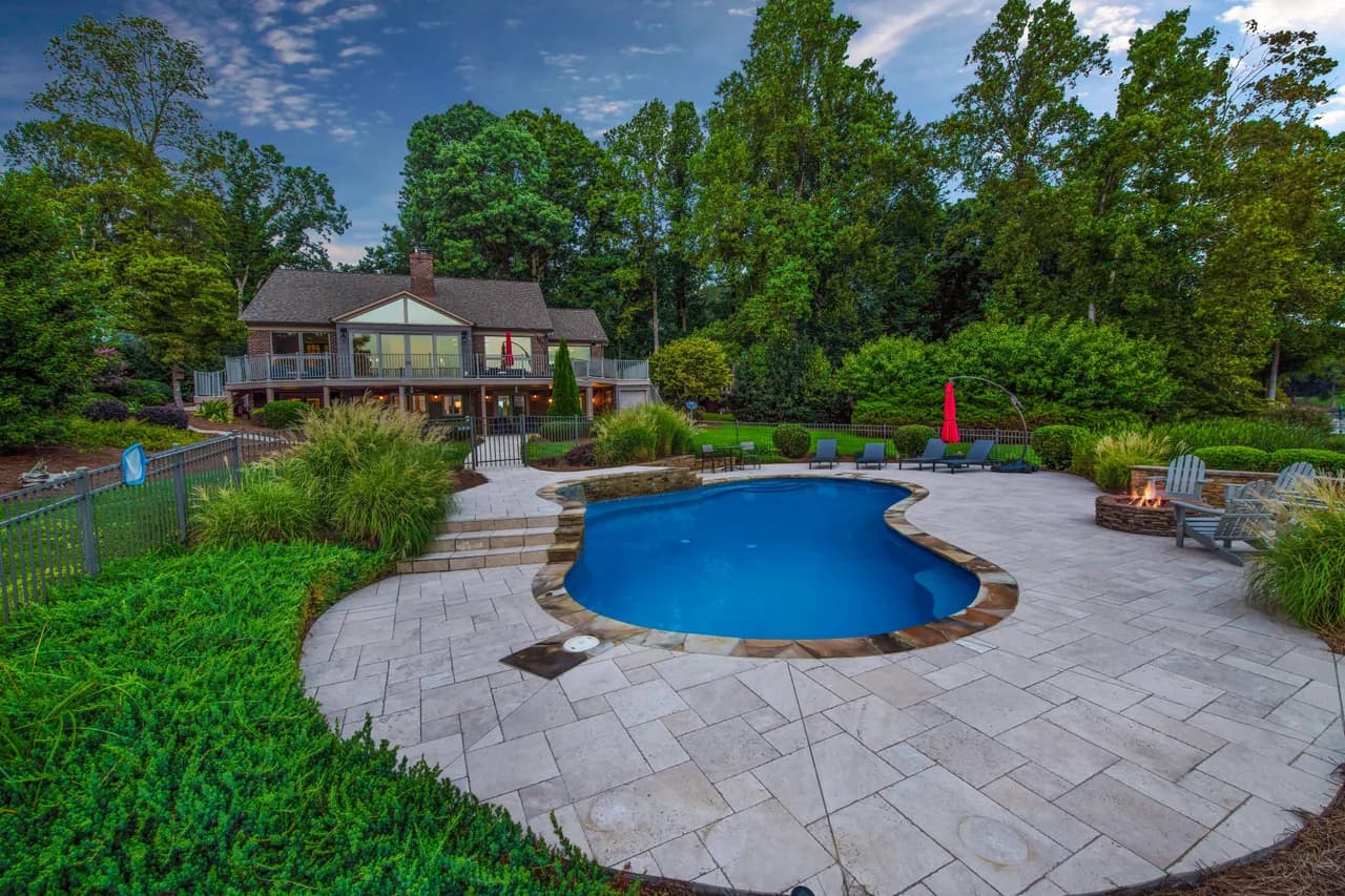 Lakeside Vacation Home in Mooresville, North Carolina photo 4