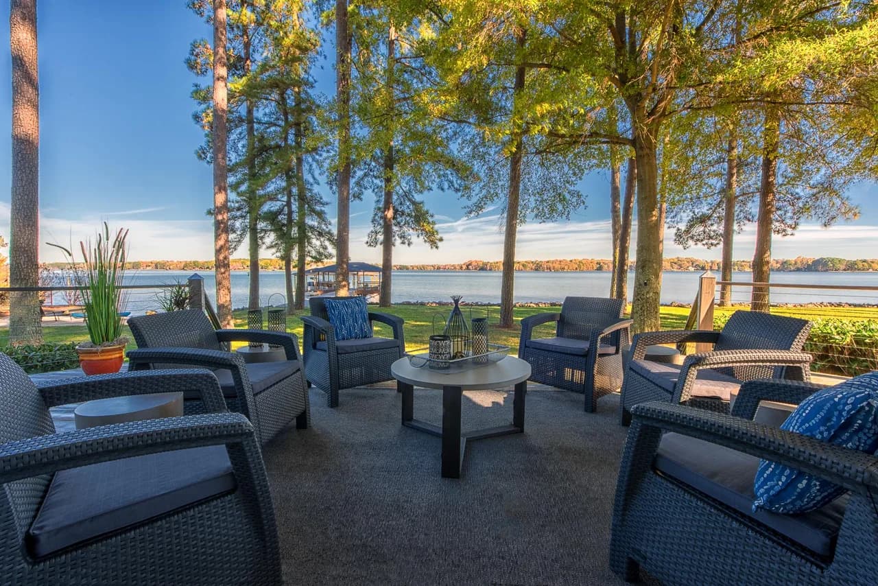 Lakeside Vacation Home in Mooresville North Carolina photo 2