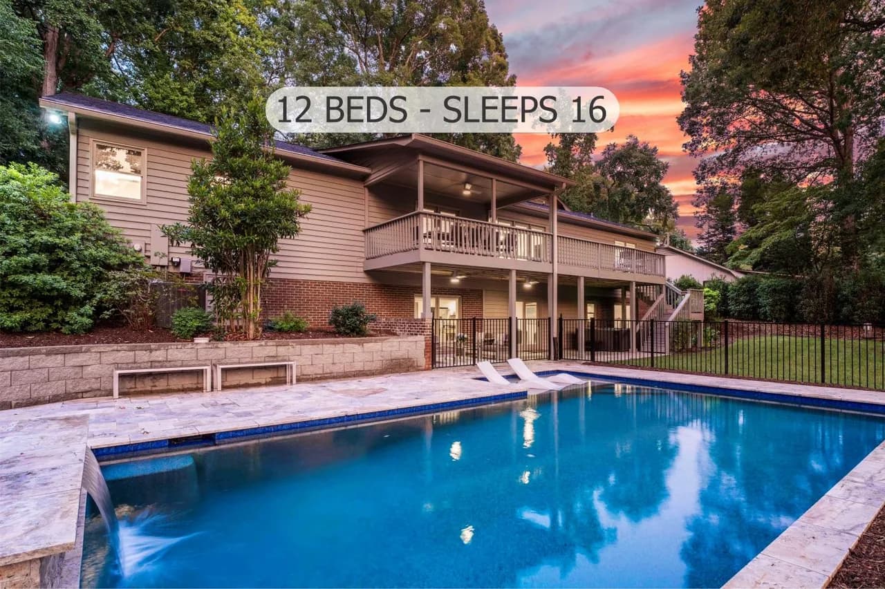 Lakeside Escape Vacation Home in Mooresville