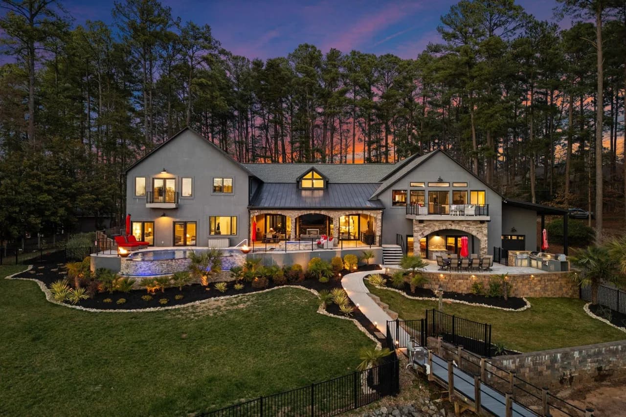 Lakeside Gathering Home in Mooresville, North Carolina photo 4