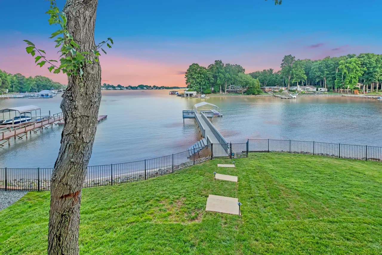 Lakeside Escape Vacation Home in Denver Colorado photo 4