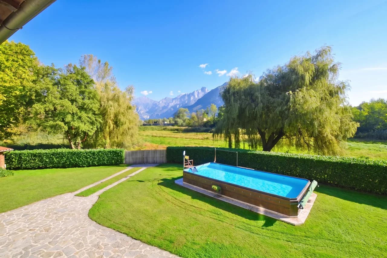 Lakeside Vacation Home in Colico, Lombardy, Italy photo 2