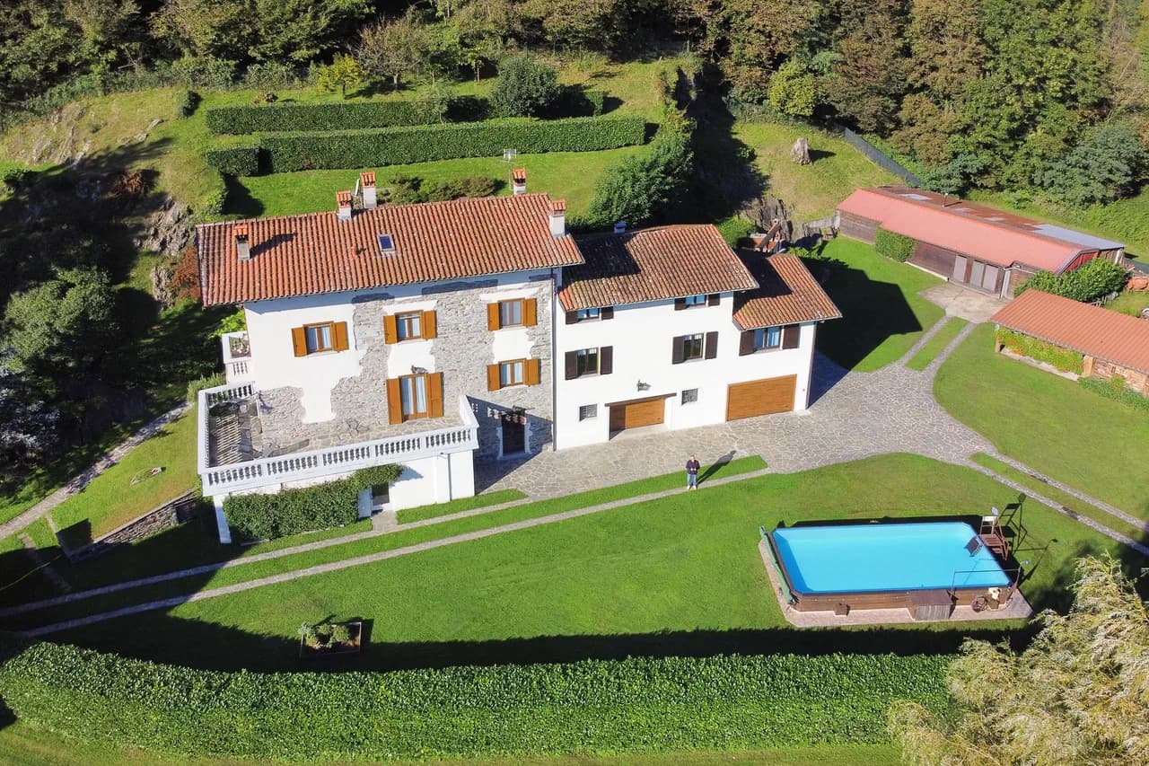 Lakeside Vacation Home in Colico, Lombardy, Italy photo 3