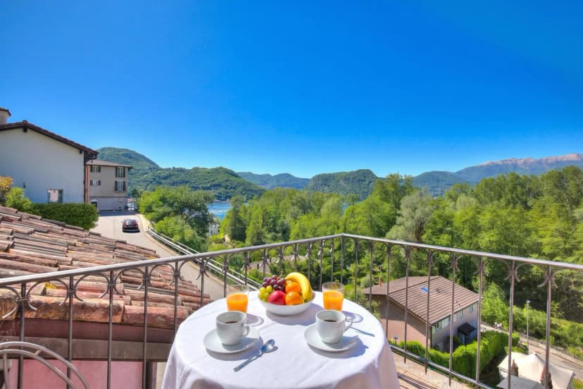Villa Lake View With BBQ
