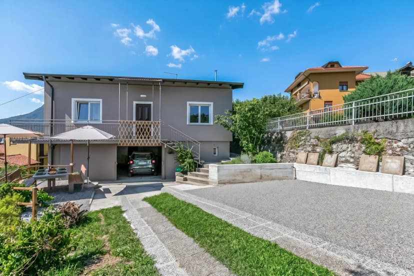 Casa Tramonti: Mountain-View with Terrace Dining