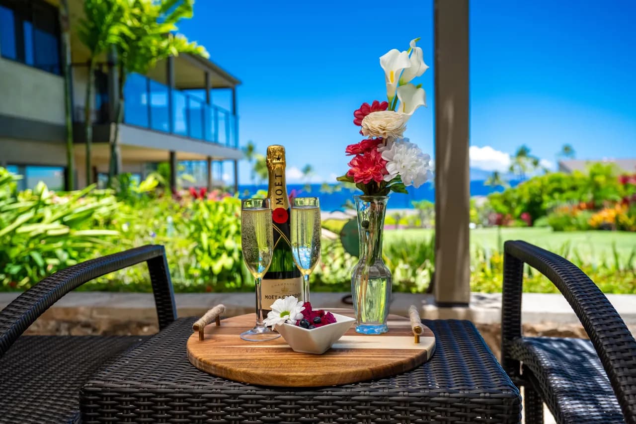 Oceanfront Condominium in Wailea Maui photo 4