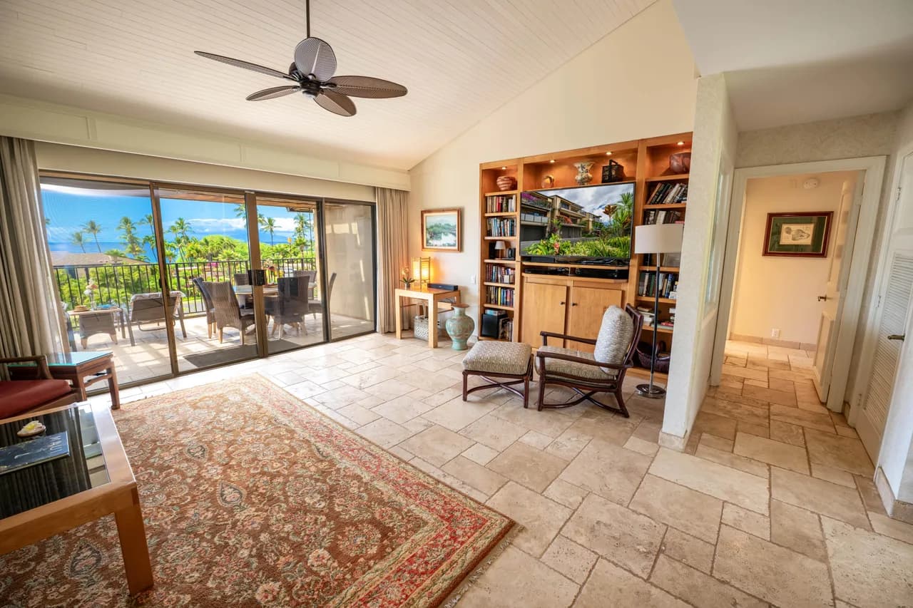 Beachside Luxury Condominium in Wailea Maui