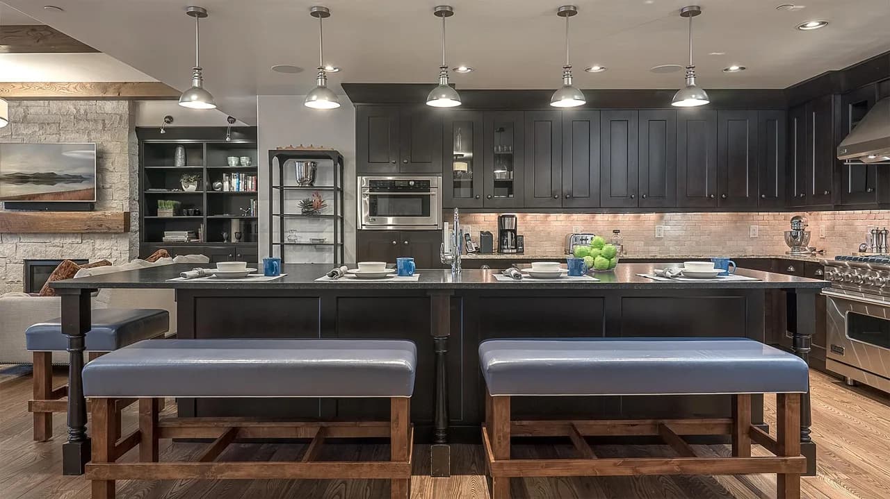 Mountain-View Luxury Condominium in Steamboat Springs photo 3