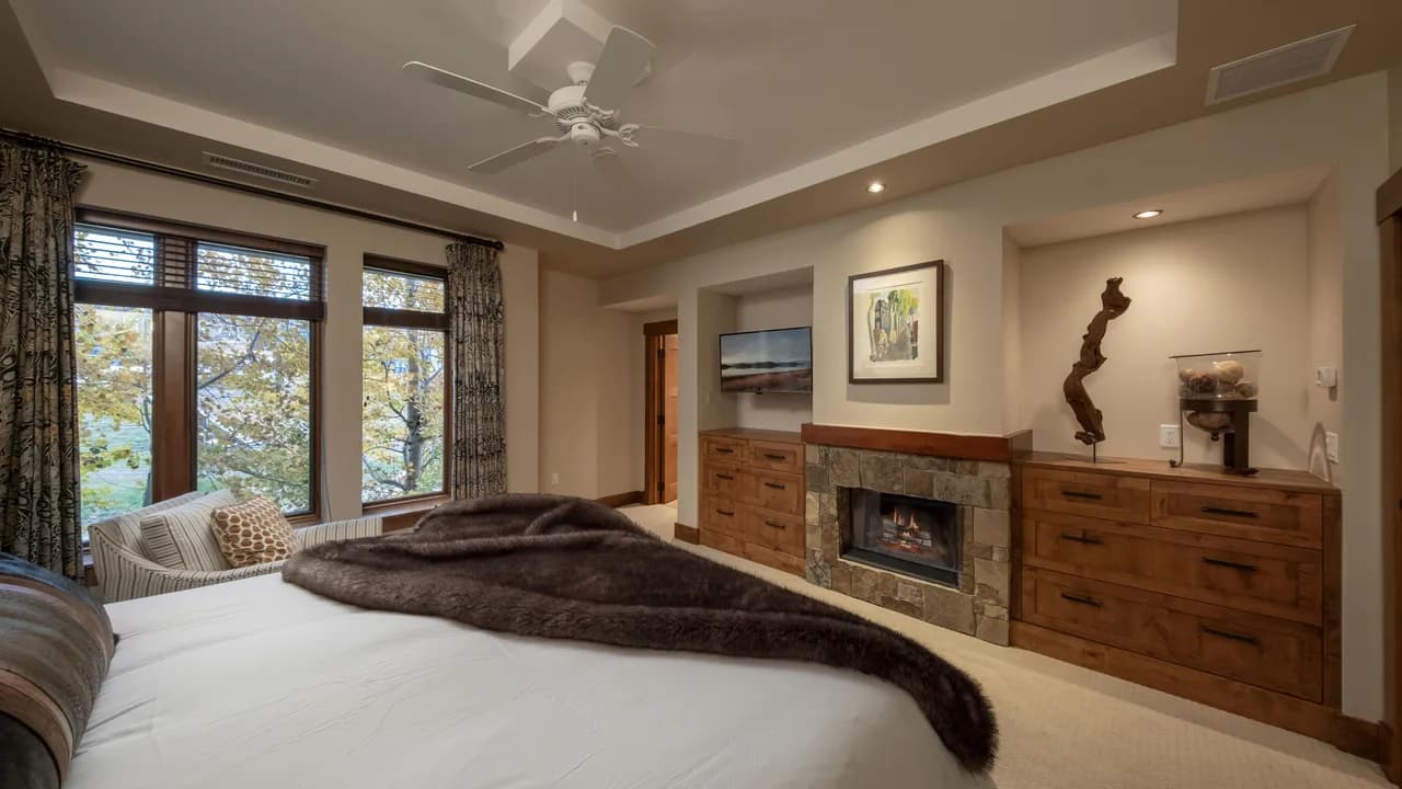 Ski-In Ski-Out Condominium in Steamboat Springs photo 5