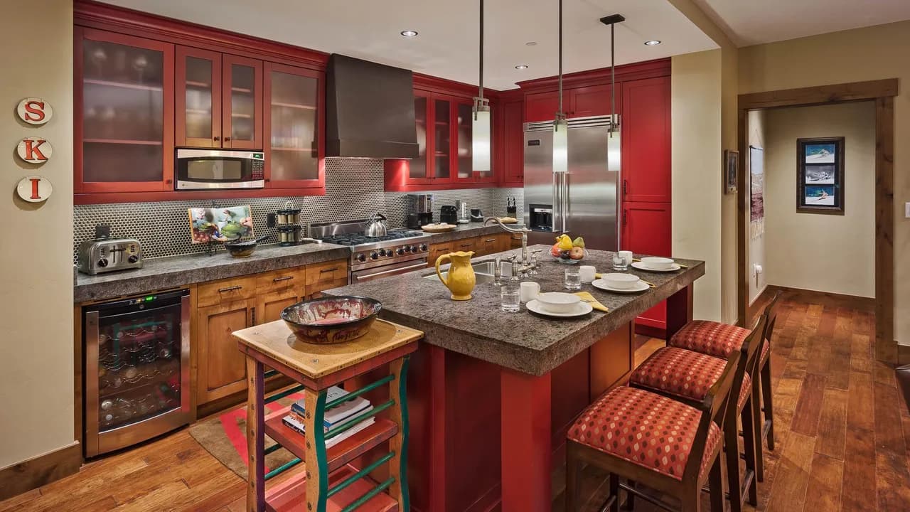 Ski-In Ski-Out Condominium in Steamboat Springs photo 3