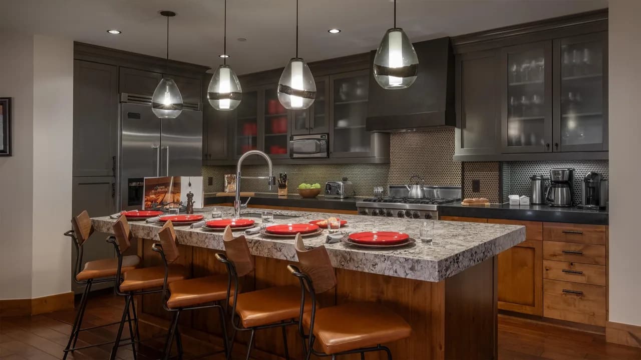 Slope-Side Luxury Condominium in Steamboat Springs photo 2