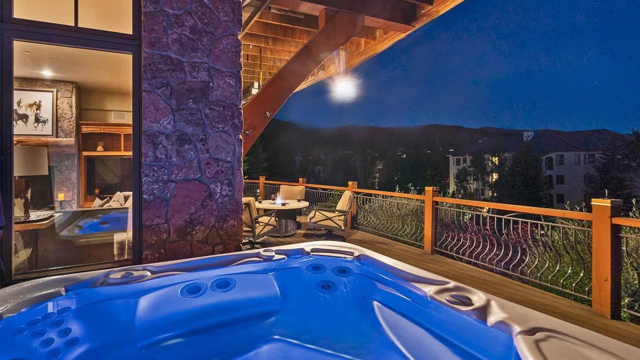 Spacious Ski Retreat in Steamboat Springs photo 3