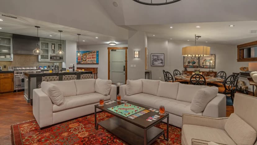 One Steamboat Place #616: Diamond Peak Penthouse 3 Bedroom