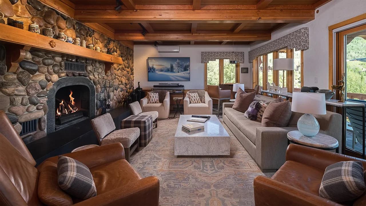 Rustic Mountain Retreat in Steamboat Springs photo 2
