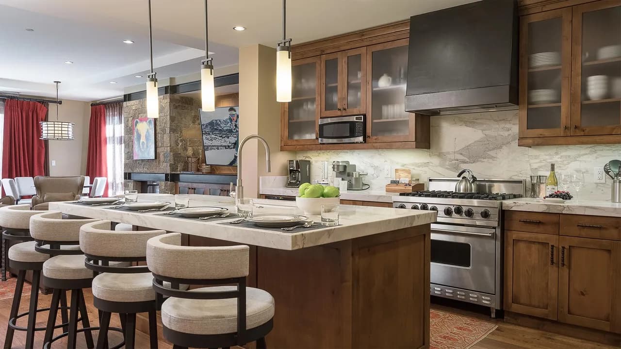 Luxurious Mountain-View Condominium in Steamboat Springs photo 4