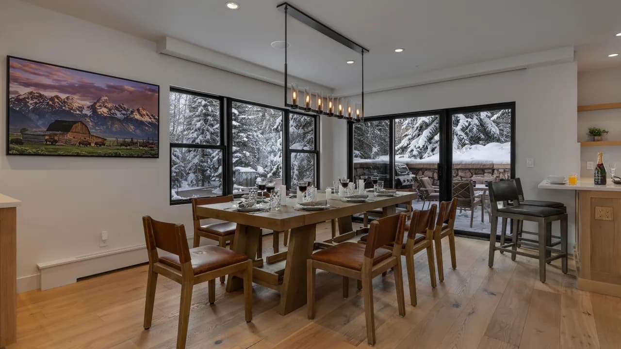 Ski-In Luxury Chalet in Beaver Creek photo 3
