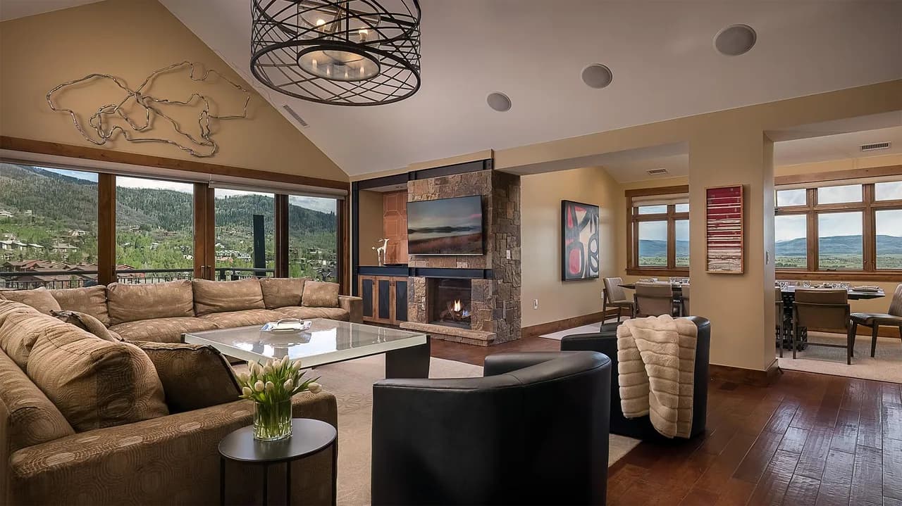 Penthouse with Mountain Views in Steamboat Springs