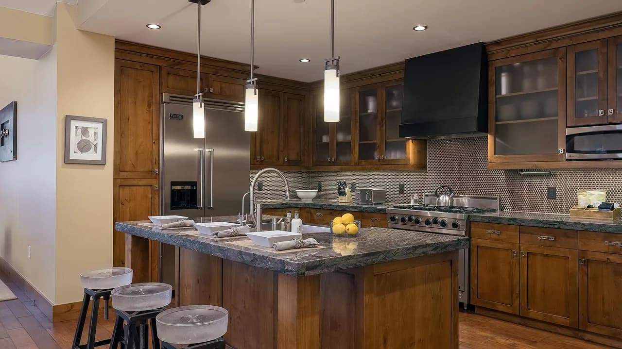Penthouse with Mountain Views in Steamboat Springs photo 3