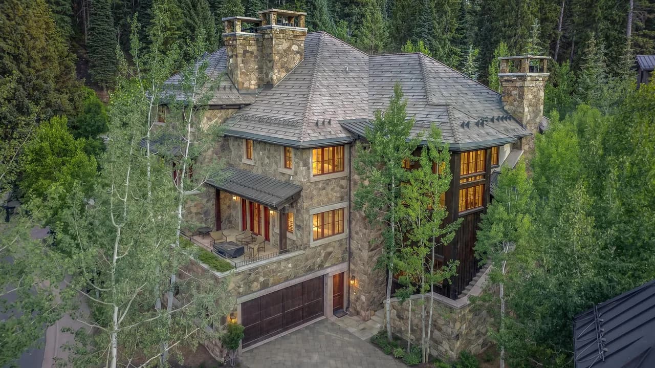 Spacious Vacation Home in Avon Colorado