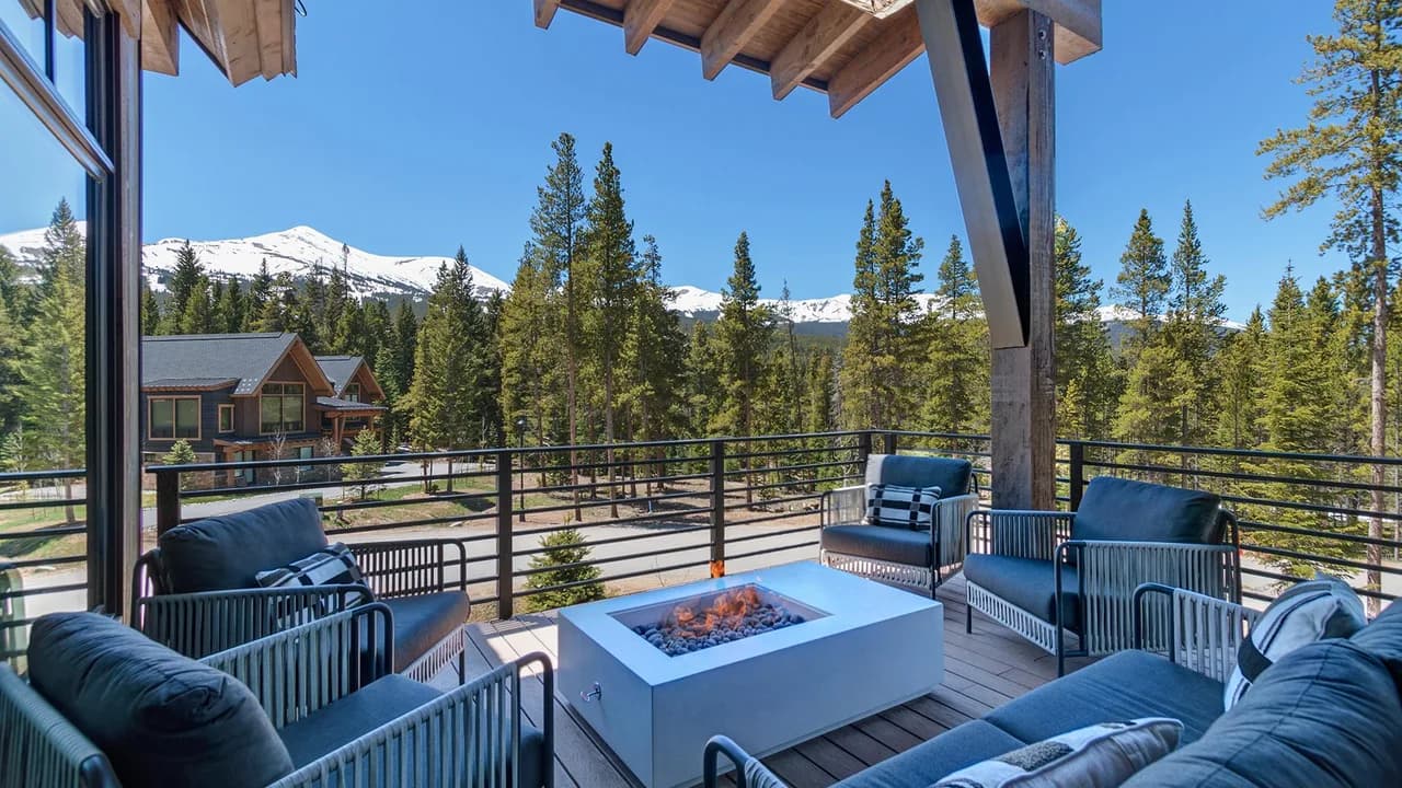 Ski-In Ski-Out Vacation Home in Breckenridge photo 4