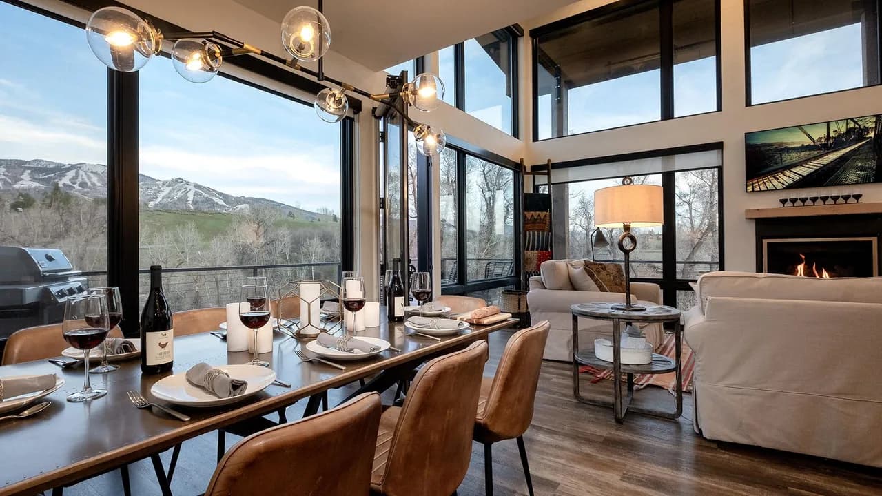 Hilltop Vacation Home in Steamboat Springs, Colorado photo 4